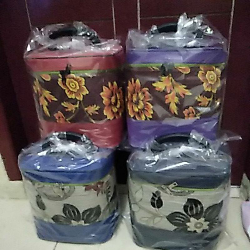 TAS TENONG PERSEGI  MUAT 10 LITER