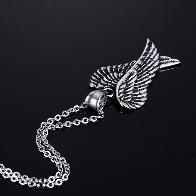 Japanese and Korean fashion angel wing wings necklace new fashion jewelry