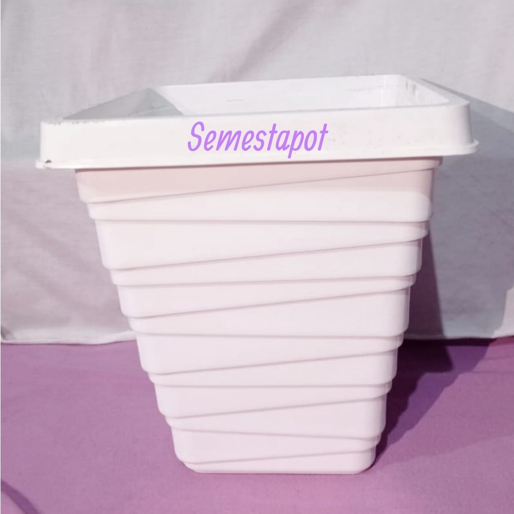 Pot Kenanga Tinggi 211 Putih untuk Bunga Tanaman