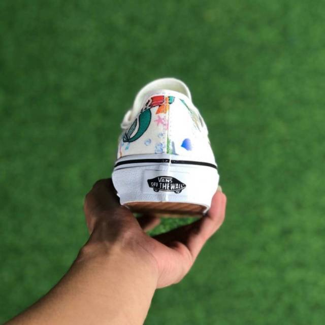 OBRAL VANS PREMIUM AUTHENTIC DISNEY MULTI WHITE WAFFLE DT