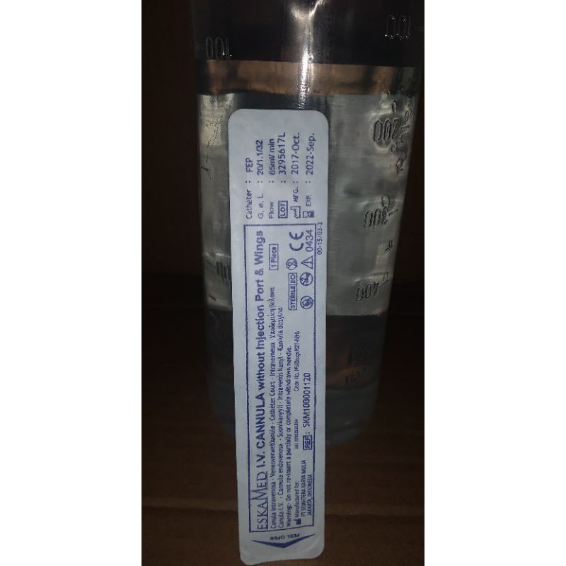 IV Cath eskamed 20 G Jarum Infus IV Catheter 20 G