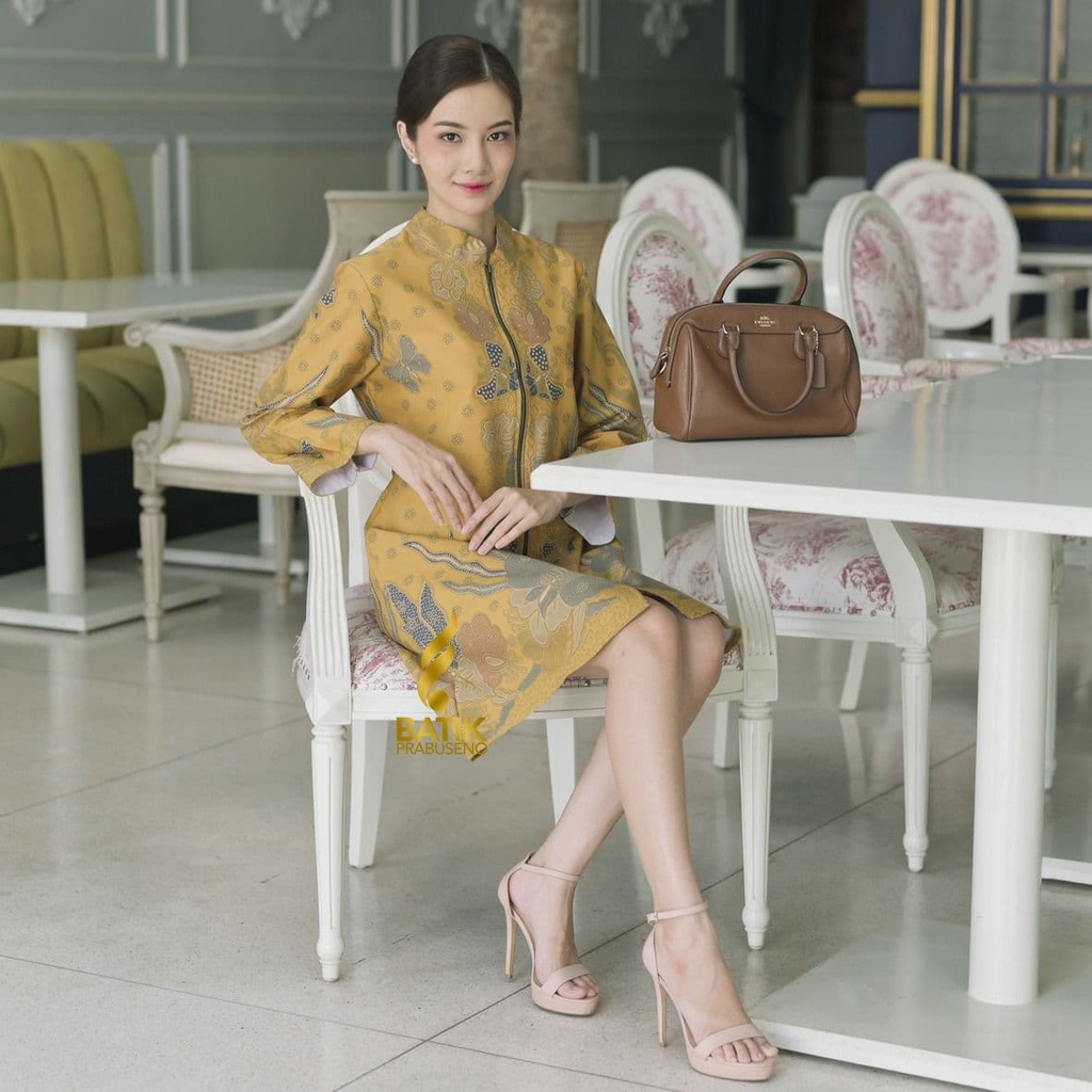 Batik Prabuseno - Lisna Tunik Batik Wanita Lengan Panjang-3