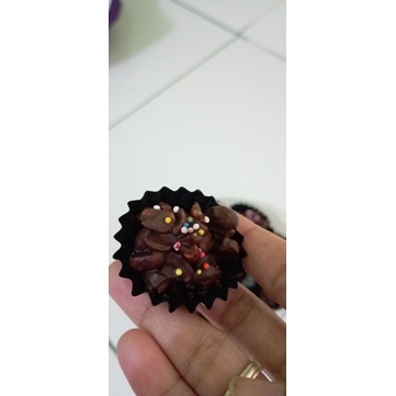 

kacang coklat