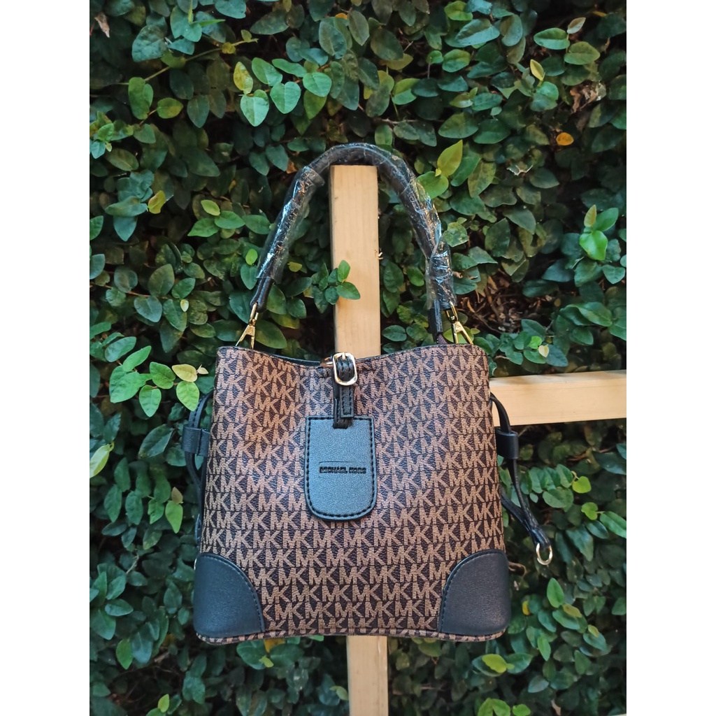 Tas Wanita Import MK Michaelll Korsss Neonoe Lidah Hobo Tongue Bucket Bag Serut Embos No Box Branded