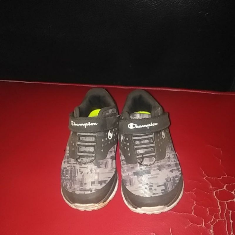 sepatu anak champion original