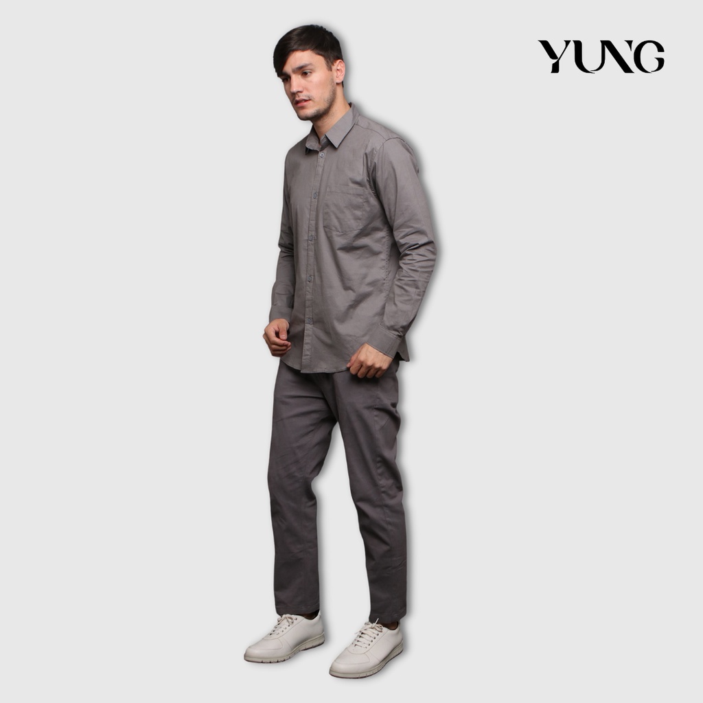 YUNG Kemeja Poplin Stretch Pria Slimfit