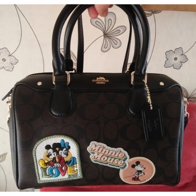 COACH MINI BENNET X DISNEY