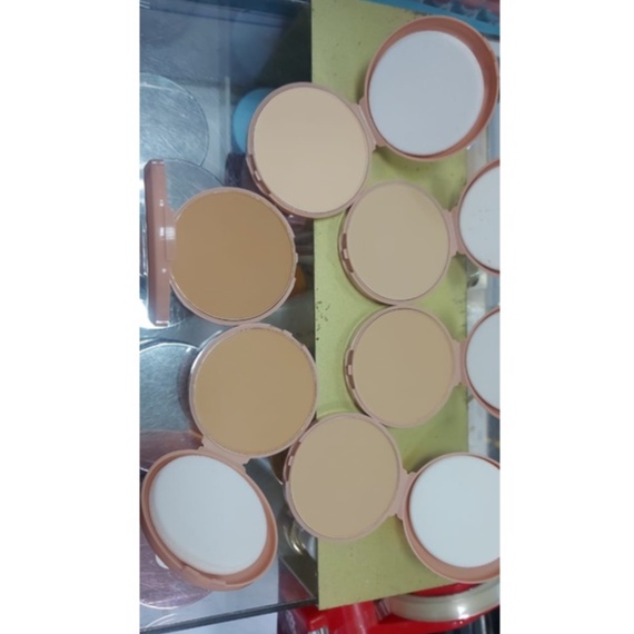 WARDAH INSTAPERFECT MATTE FIT Powder Foundation (kemasan baru sama tempat)