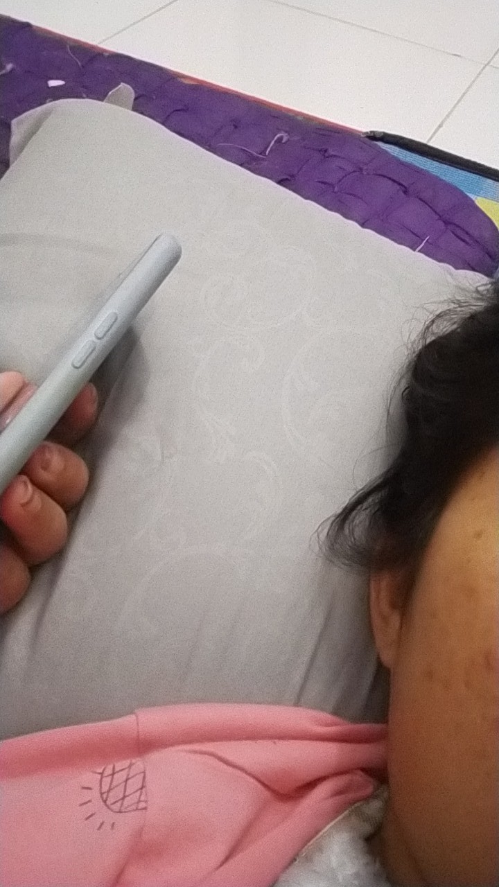 Best California Sarung Bantal + Sarung Bantal 2 Pcs - Random