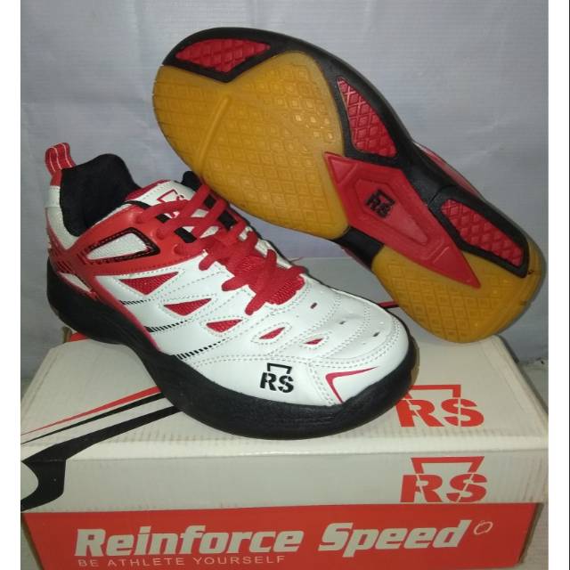 Sepatu badminton RS sirkuit 572