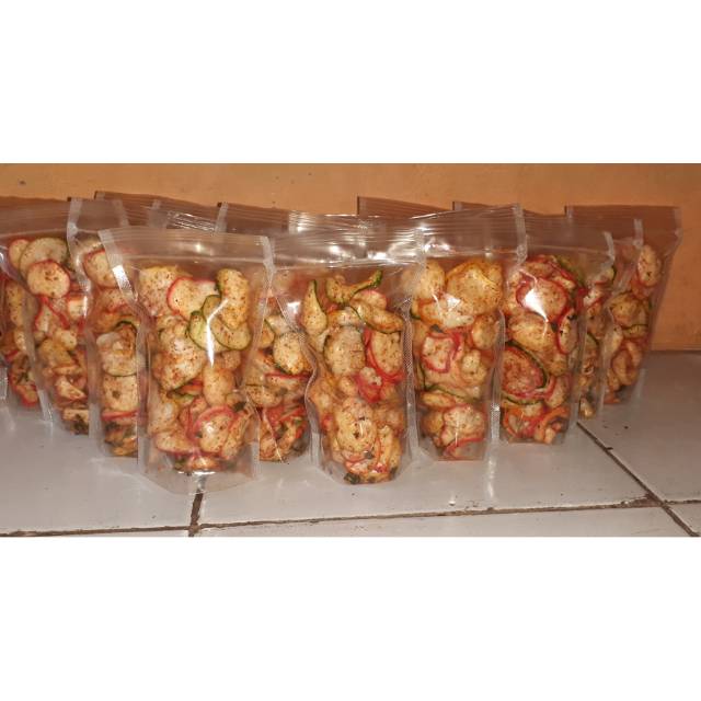 

Krupuk seblak pedas