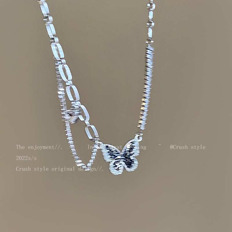 Y2k Kalung Rantai Silver Dengan Liontin Kupu-Kupu Kristal Untuk Wanita