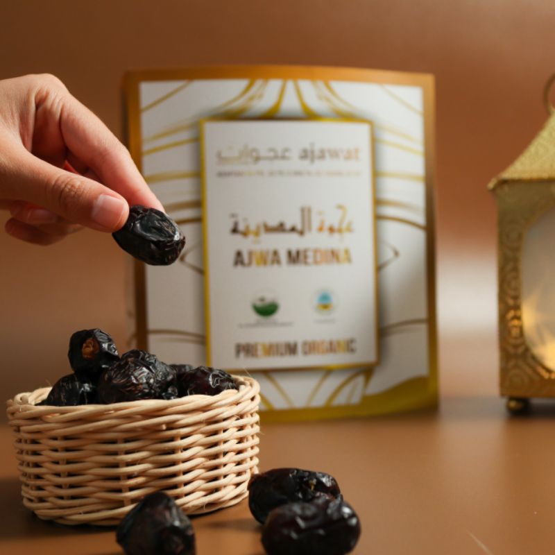

Kurma Ajwa Premium Organik