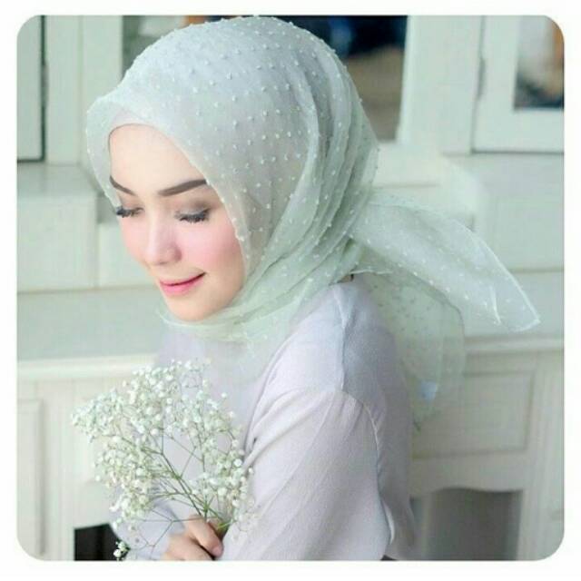 Hijab dot Rubiah
