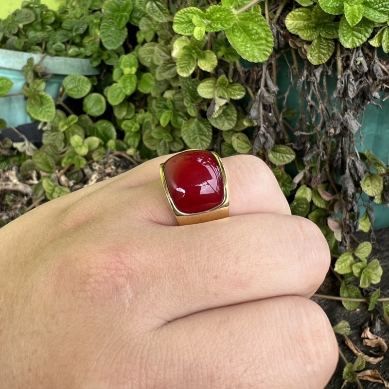 Cincin Red Opal Warna Merah Rubi Red Pigeon Ring Gold Titanium Stainless Steel Tahan Luntur Anti Karat