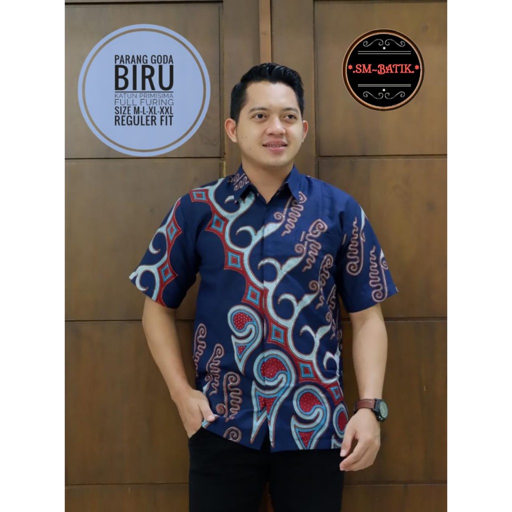 PARANG GODA BIRU SM BATIKSOLOAMANAH KEMEJA BAJU BATIK PRIA SOLO LENGAN PENDEK PANJANG LAPIS FURING ATASAN BATIK PREMIUM MODERN KATUN HALUS ADIWIJAYA SEKAR KOKO PEKSI JIWO PEKSI MAMBU NEW BLOUSE NATASHA NEW NATASHA PEKSI BIRU WIJAYA LOMBOK ABANG DJAYAGUNA