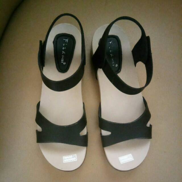 Umi sendal fiza shoes tali