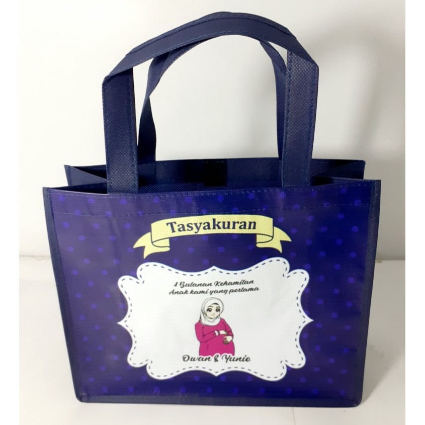 

Tas Souvenir Goodie Bag Tasyakuran Kehamilan 4 Bulan tidak muat box nasi