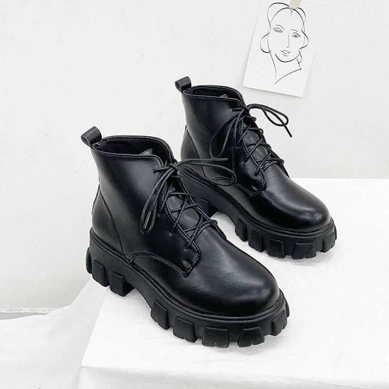 [DF FOOTWEAR] Sepatu Wanita Sneakers Boots Import Premium Quality DF 532