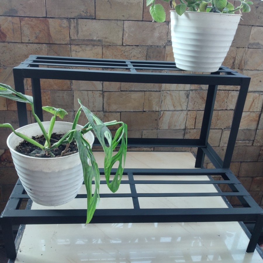 rak bunga / rak bunga susun besi / rak bunga besi