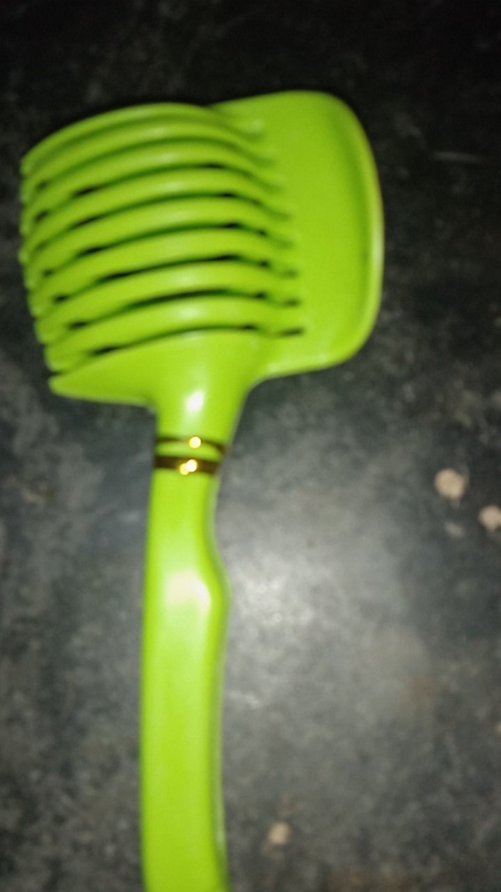 E281 Alat Dapur Capitan Sisir Kitchen Slice Helper 2in1 Potong Buah Penjepit Makanan Gorengan