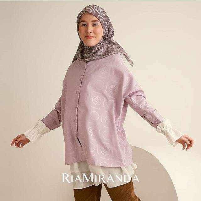 Riana top ria miranda