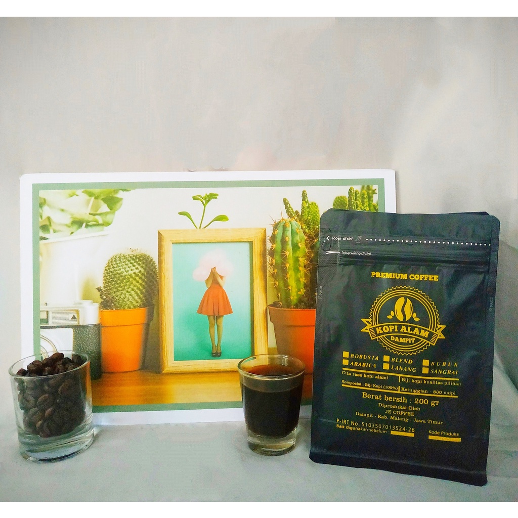 

BIJI KOPI ROBUSTA DAMPIT - PREMIUM COFFEE - ROASTBEAN - 200 gram
