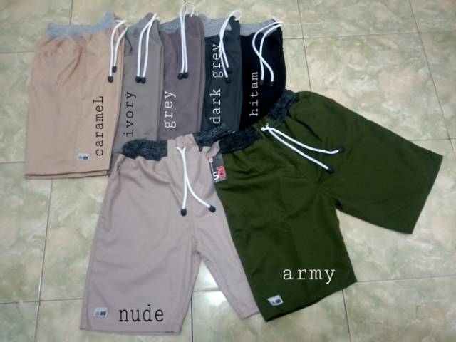 (ISI 4 Pcs / Paket Hemat) Celana Chinos Pendek Distro Premium-5