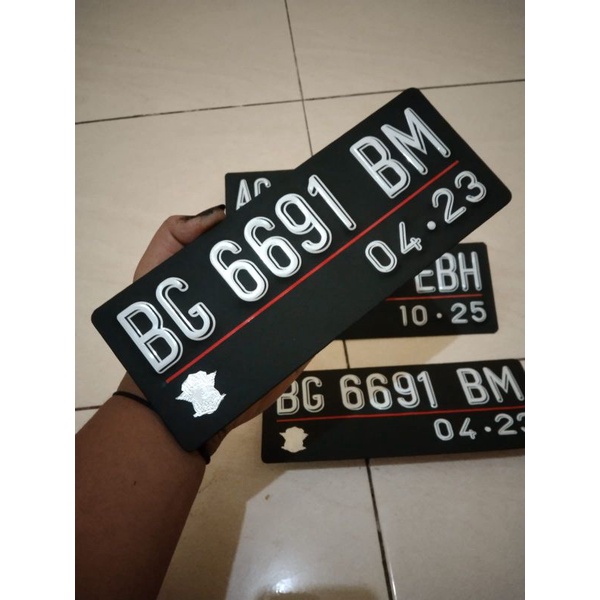 Plat nomor motor baut tanam font variasi 3D atau bayangan satuan (1pcs)