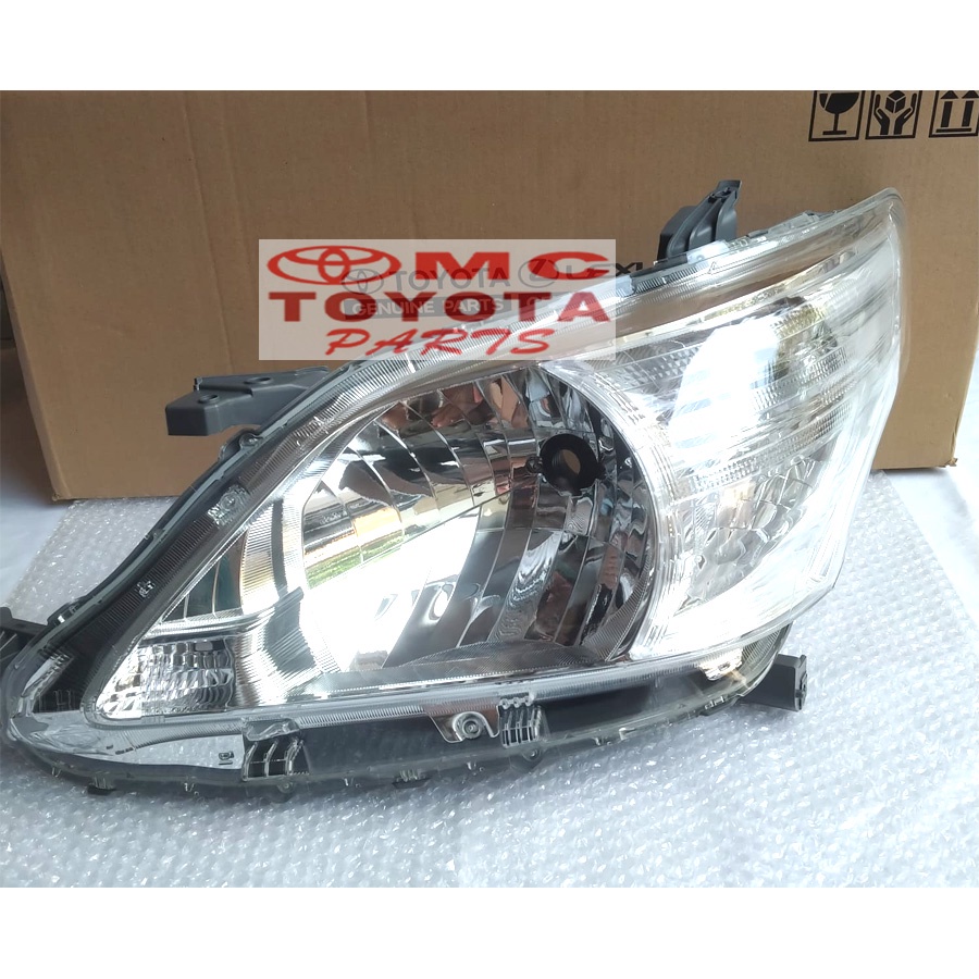 Lampu Depan / Head Lamp Kiri Kijang Innova Grand 81170-0K520