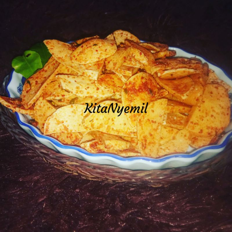

Basreng pedas daun jeruk (1kg)