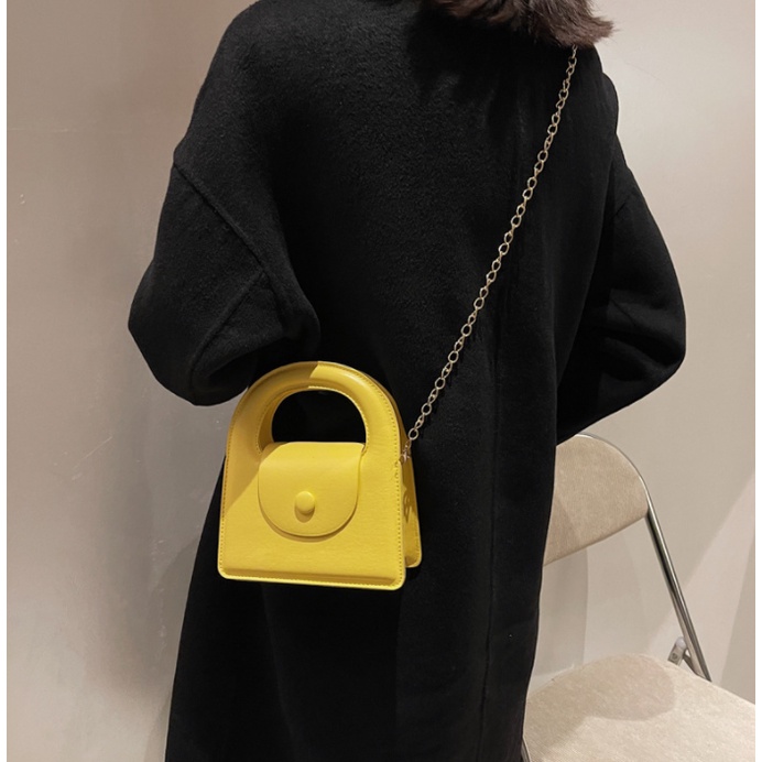 QUEEN Tas Selempang Slingbag Wanita Polos Tali Rantai Tas Jinjing Top Handle Bag Remaja Korean Style Chikoisme (RSL) NR