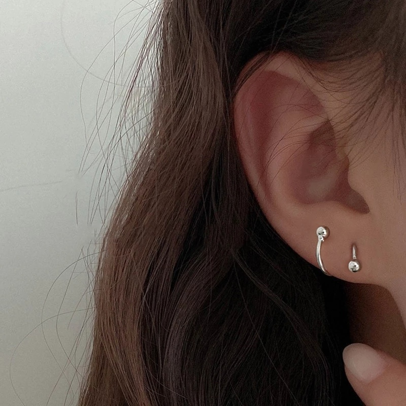 Anting Stud Bentuk Spiral Bola Bintang Hati Kecil Bahan Stainless Steel Gaya Minimalis Untuk Wanita