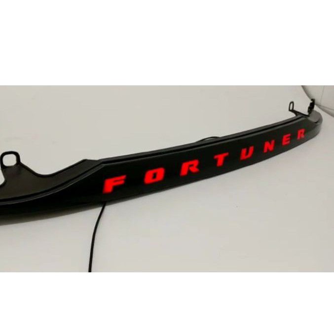 Trunklid blakang list bagasi blakang fortuner 2016-2019 ORIGINAL
