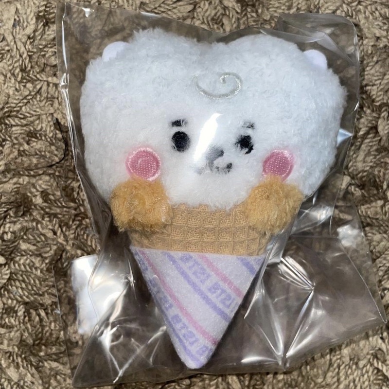 [PLUNASAN]Official Line Friends Japan BT21 Baby Mascot Ice Cream RJ Keychain