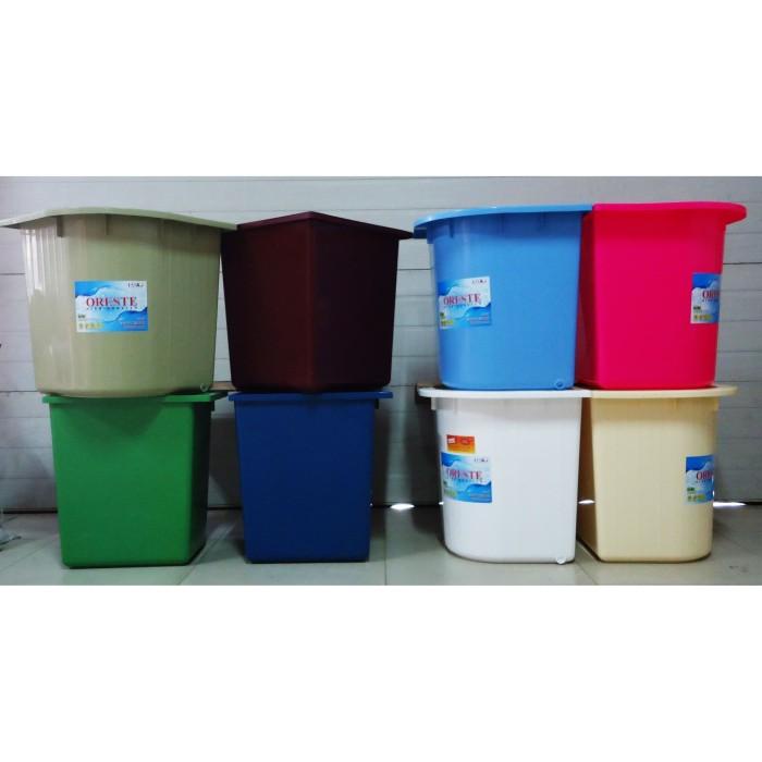 Bak Mandi / Bak Air Sudut Bahan PVC ORESTE