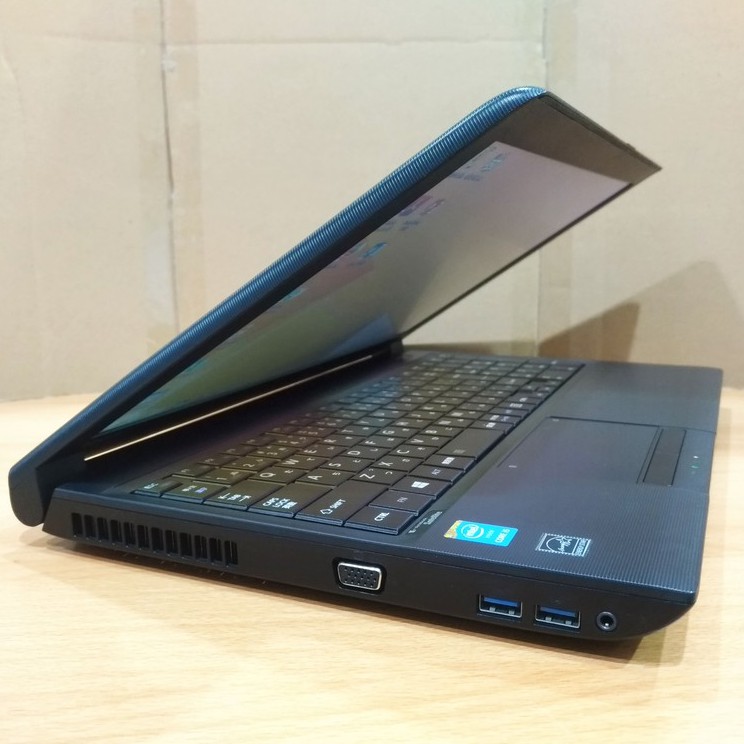 Laptop Toshiba B55 Core i5 Super Bagus