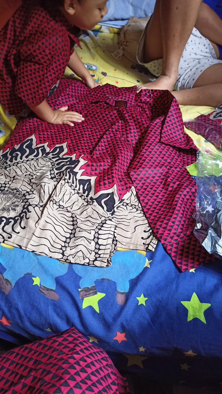 Maura Couple Sania Ruffle Batik Couple Keluarga Motif Mowoabang