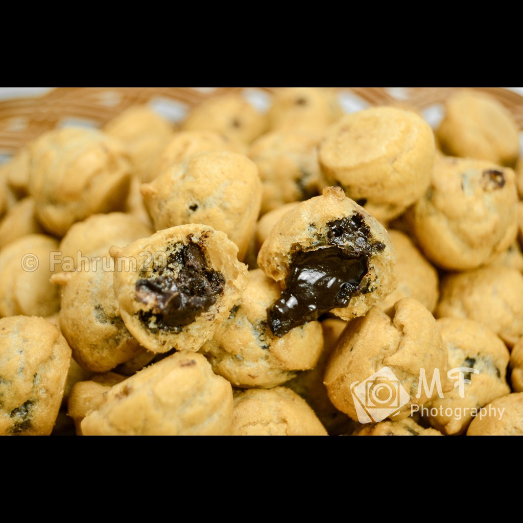 

SOES KERING COKLAT / KUE SOES / KUE SUS KERING / SUS COKLAT / KUE SUS KERING COKLAT LUMER