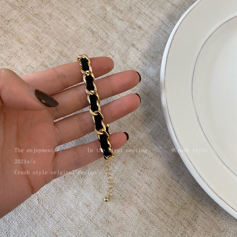 Gelang Tangan Rantai Model Ikat Pinggang Warna Emas / Hitam Untuk Wanita