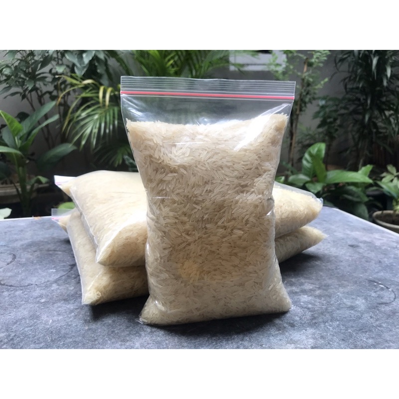 

BERAS BASMATI CREAMY SELLA 1 KG