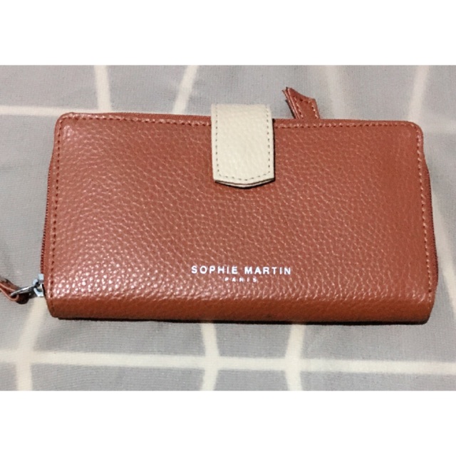 Dompet sophie paris