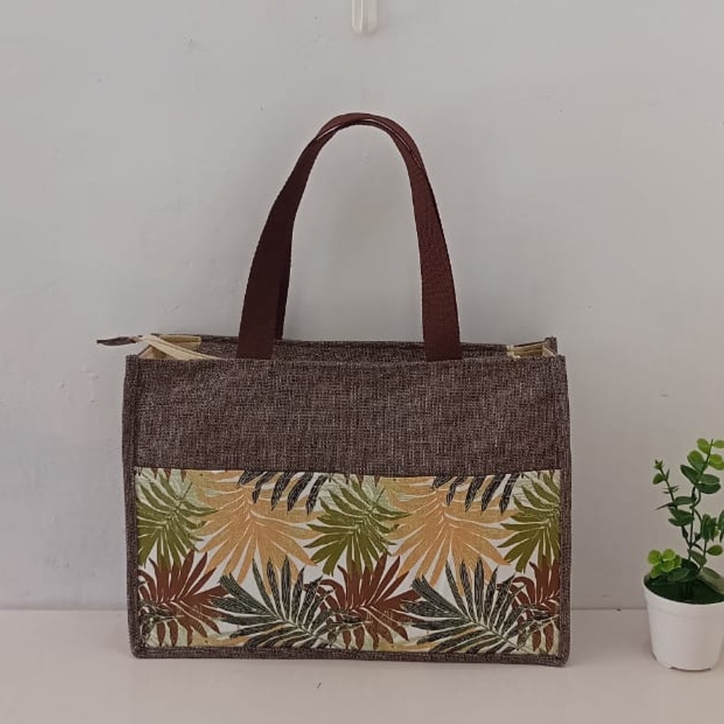 RIENS COLLECTIONS. TAS KANVAS TAS GONI SINTETIS KOMBINASI KANVAS MOTIF FLORAL PALM COKLAT