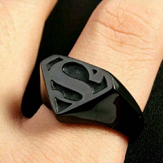 Cincin titanium pria hitam - cincin superman