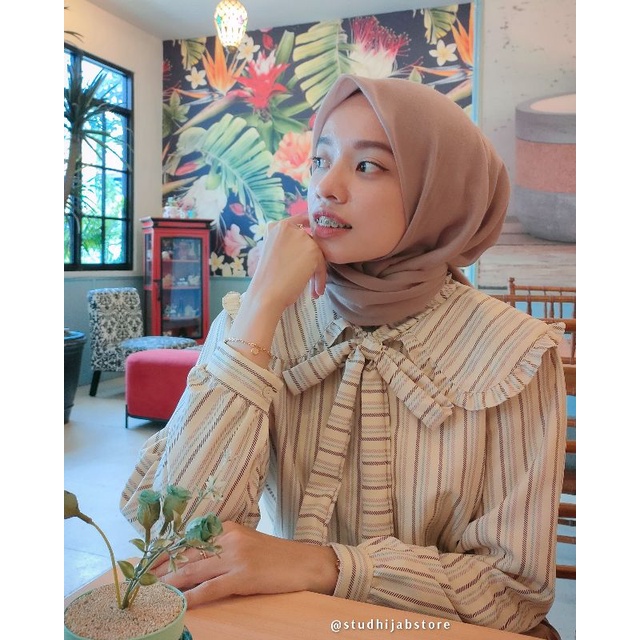 AYUMI Blouse Korea by Studhijabstore