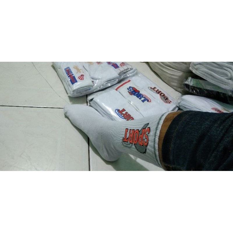 kaos kaki sport bakmiton putih bersih