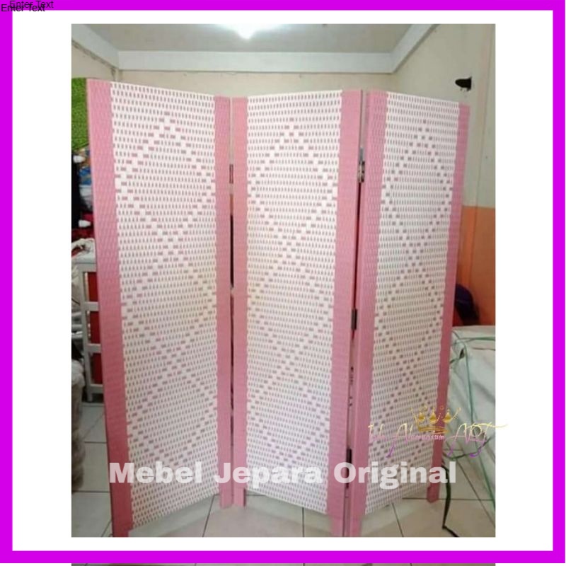 Partisi Penyekat Ruangan Warna Pink Lucu Pintu 3 Bahan Rotan Sintetis Modern