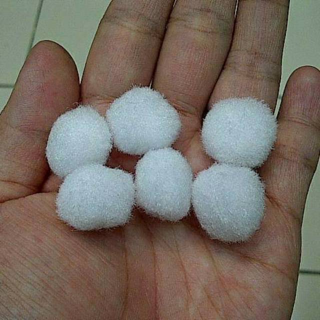 

20 Piece Pom Pom 18mm Putih