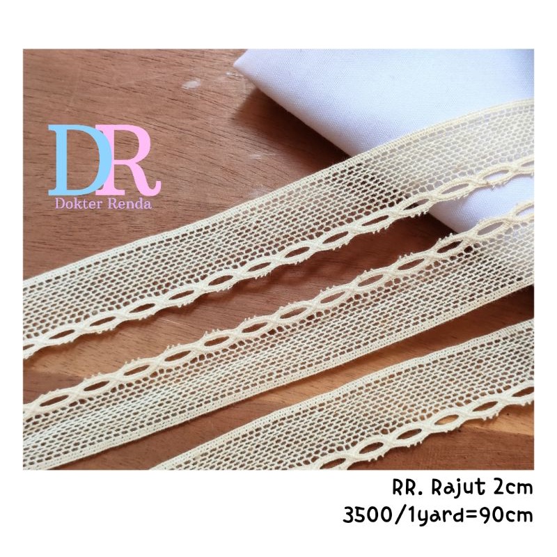 renda rajut 2cm cream