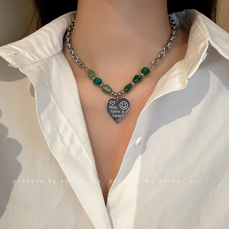 Kalung Rantai Dengan Liontin Tulisan Love Gaya Retro Untuk Wanita